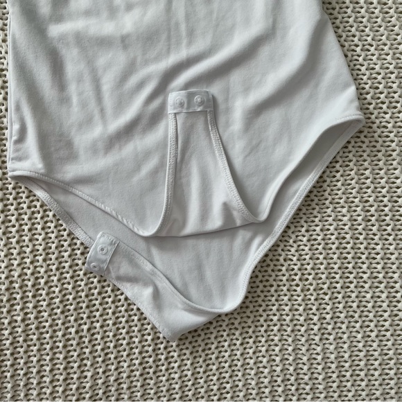 White Halter Bodysuit - Picture 4 of 4